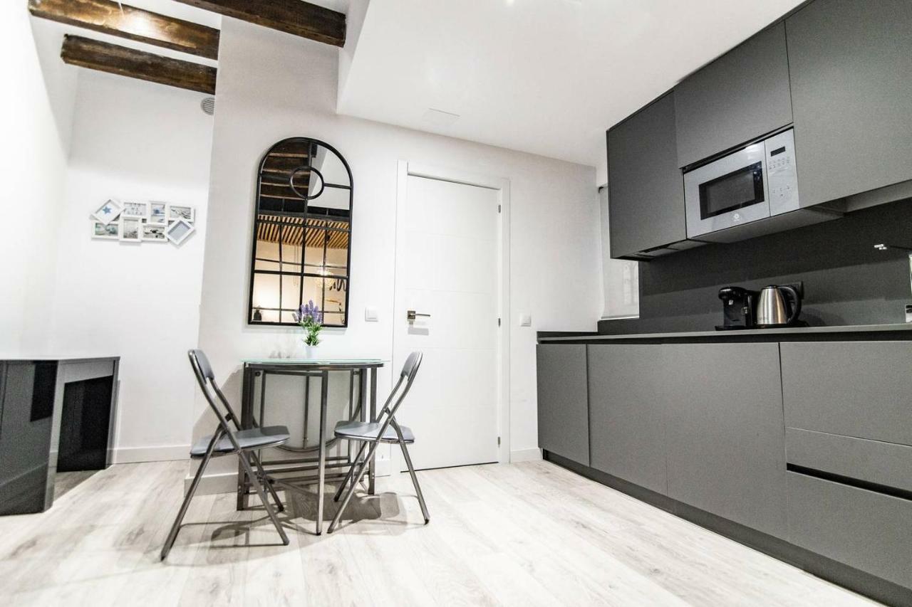 Cozy And Modern Apartment For 4 In Мадрид Экстерьер фото
